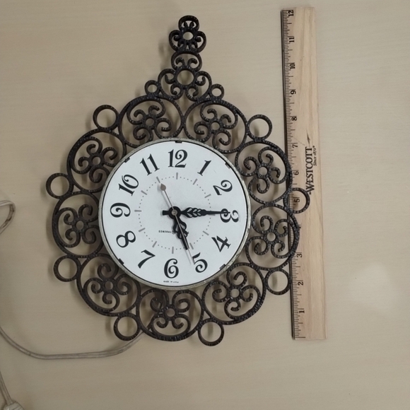 1950s Vintage General Electric GE Wall Clock Ornate Scroll Model 2151 Retro MCM - Picture 9 of 11